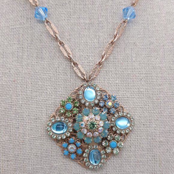 Liz Palacios Signed SF Gold Tone & Blue Victorian Style Pendant Necklace - Picture 6 of 11